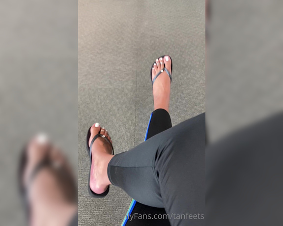 TanFeets aka Tanfeets OnlyFans - Would you be hard sitting next to me on a plane if I teased you with my flip flops like this I 2