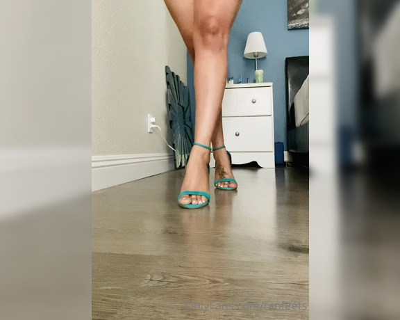 TanFeets aka Tanfeets OnlyFans - Sound up Imagine me walking toward you like this