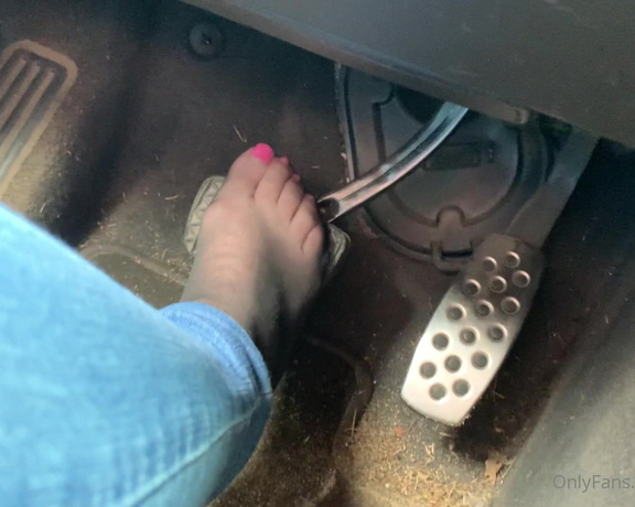 Shawna aka Granitegirl OnlyFans - Another request for pedal pumping I find it hard to drive without shoes