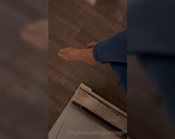 Shawna aka Granitegirl OnlyFans - More toes