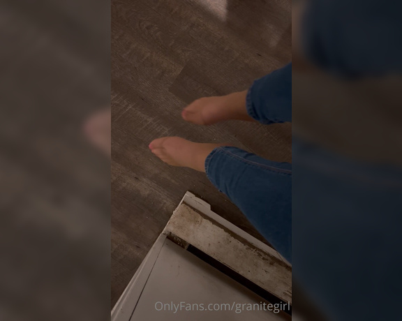 Shawna aka Granitegirl OnlyFans - More toes