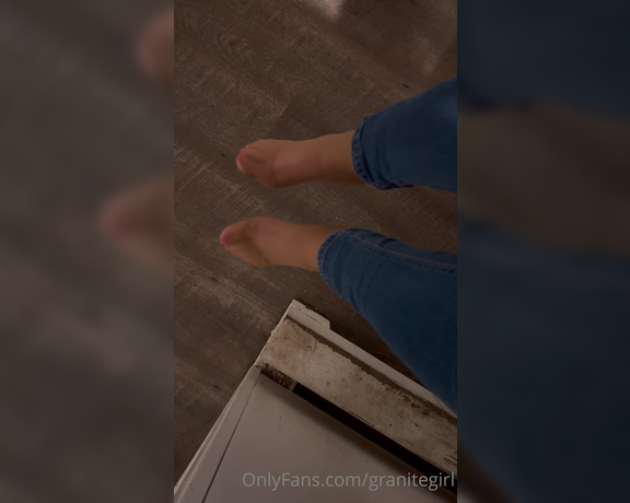 Shawna aka Granitegirl OnlyFans - More toes