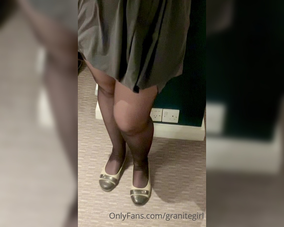 Shawna aka Granitegirl OnlyFans - Public pantyhose peeks