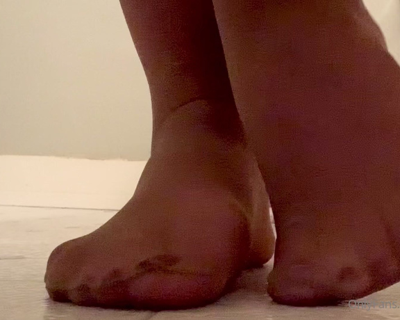 Shawna aka Granitegirl OnlyFans - While I was brushing my teeth I made this for my feet lovers