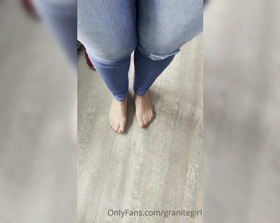 Shawna aka Granitegirl OnlyFans - Walking in yesterday’s pantyhose