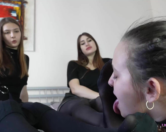 (Сlips4sale) - Licking Girls Feet - SARAH and VERONICA - Smell and lick our sweaty pantyhose